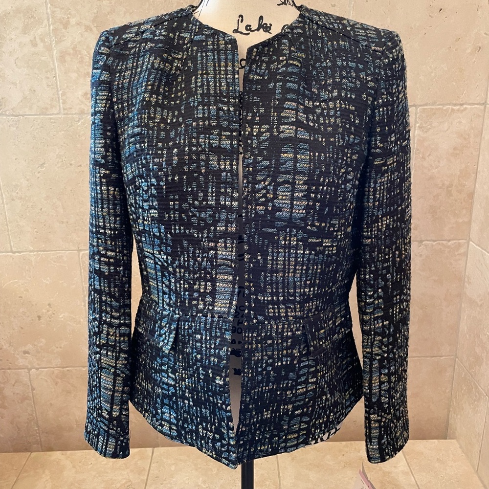 KASPER JACKET IN GORGEOUS COLORS PLUS PADDED SHOULDERS IS CLASSIC!